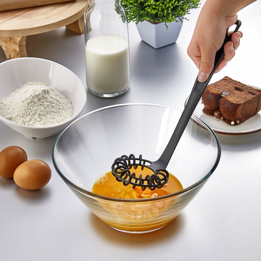 Spiral Beater - Plastic Whisk Apparatus