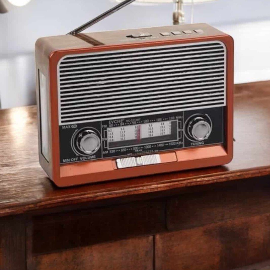 Nostalgic Radio with USB, AUX and SD Card Input, Bluetooth Connection