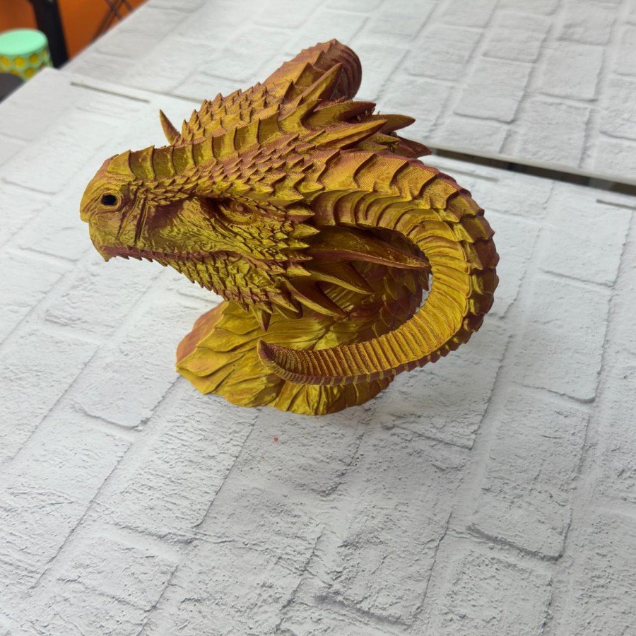 Noble Design Gold–Red Dragon Statue Gift Fantastic Decor Noble Design Gold–Red Dragon Statue Gift Fantastic Decor