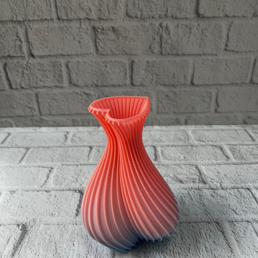 3D Wave Patterned Heart Shaped Decorative Vase Pink 15 cm