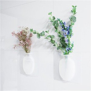 Sticky Vase - Magic Vase